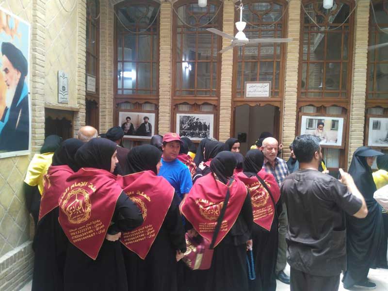 زیارة قافلة لبنان إلى المنزل الامام الخميني قدس سرة