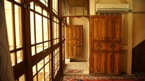 اتاق پذیرایی از مهمانان همسر حضرت امام - فیلم