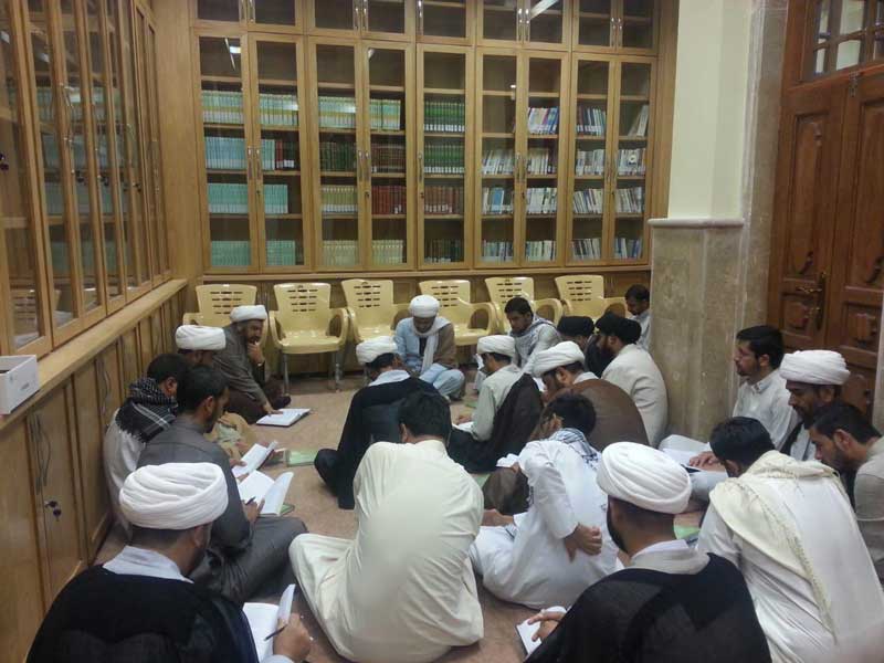 کلاس های درس مدرسه امام خمینی (قدس سره)